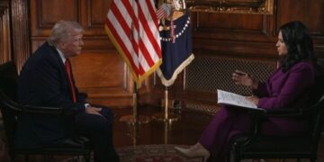 Τραμπ: Δεν ξέρω αν πρέπει να εφαρμόσω το Σύνταγμα