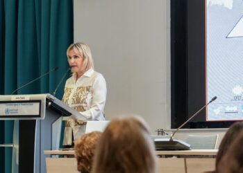 Η καθοριστική συμβολή της ΑΙ στις βιοεπιστήμες, υπό την καθοδήγηση του ανθρώπου