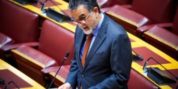 Στα σύγχρονα συστήματα υγείας, η αντιμετώπιση της διασύνδεσης εφαρμόζεται από ενιαίο φορέα