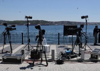 Οι Ρώσοι περιμένουν τους Ουκρανούς και ο Τραμπ τον Πούτιν