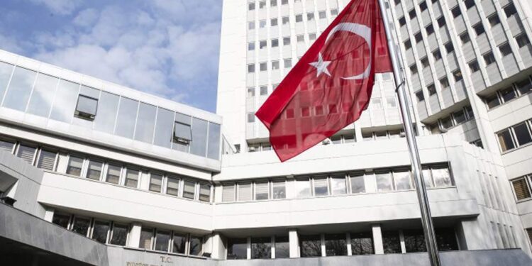 Κατηγορεί την Ελλάδα για «παραληρηματικές δηλώσεις» και «φανταστικούς ισχυρισμούς»