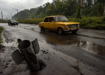 Θα εξεταστεί η πρόταση για εκεχειρία 30 ημερών στην Ουκρανία, αλλά η Ρωσία έχει τη δική της θέση