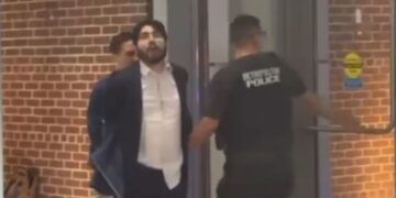 Ουάσινγκτον: Τουλάχιστον 21 φορές πυροβόλησε κατά των υπαλλήλων της ισραηλινής πρεσβείας ο δράστης