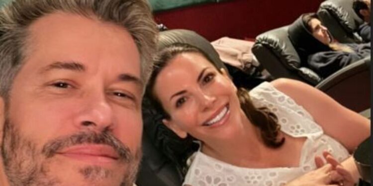 Αντελίνα και Χάρης Βαρθακούρης: Οικογενειακή έξοδος στον κινηματογράφο