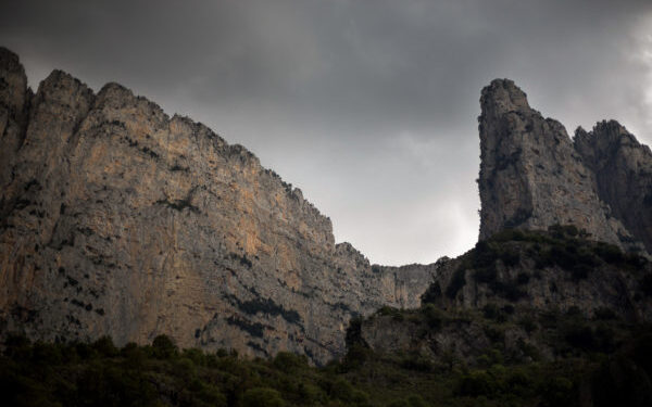 Επιχείρηση διάσωσης δύο Βέλγων πεζοπόρων στη χαράδρα του Βίκου
