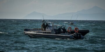 Διάσωση 38 μεταναστών στην παραλία «Τραχήλι» του δήμου Φαιστού – Συνελήφθησαν 2 διακινητές