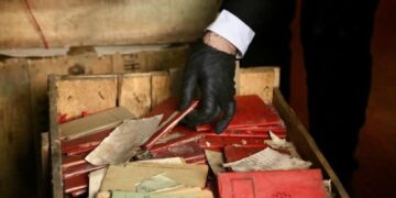 Δεκάδες κιβώτια με ναζιστικό υλικό ανακαλύφθηκαν στο υπόγειο του Ανώτατου Δικαστηρίου