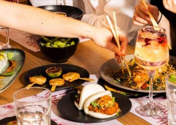 Ζήστε την ιαπωνική γιορτή των λουλουδιών με αυθεντικές πανασιατικές γεύσεις