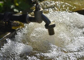 Σε κατάσταση έκτακτης ανάγκης οι δημοτικές κοινότητες όπου εντοπίστηκε ουράνιο στο νερό