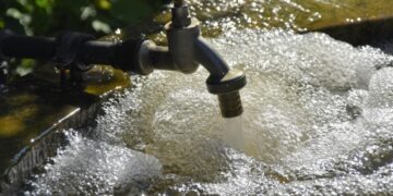 Σε κατάσταση έκτακτης ανάγκης οι δημοτικές κοινότητες όπου εντοπίστηκε ουράνιο στο νερό