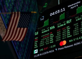 Wall Street: Η αναβολή των δασμών φέρνει ισχυρή άνοδο στους δείκτες