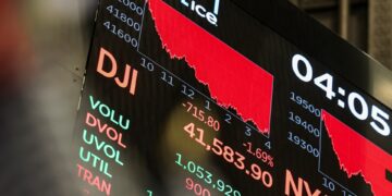 Wall Street: Νευρικότητα στην σκιά της Moody’s