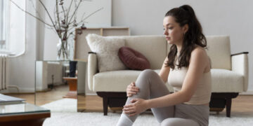 Γυναίκα αποκαλύπτει ότι 1 ενοχλητικό σύμπτωμα στα πόδια αποδείχτηκε ότι ήταν σπάνια μορφή καρκίνου