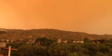«Πνίγηκαν» από την αφρικανική σκόνη τα Χανιά