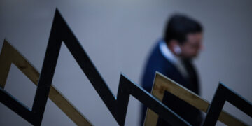 Athens Stock Exchange: Selective liquidations, weekly and monthly gains not threatened