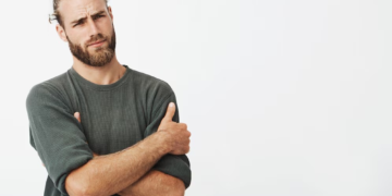 Η γυναίκα του θέλει να χωρίσουν επειδή της ζήτησε να πληρώνει το μισό ενοίκιο