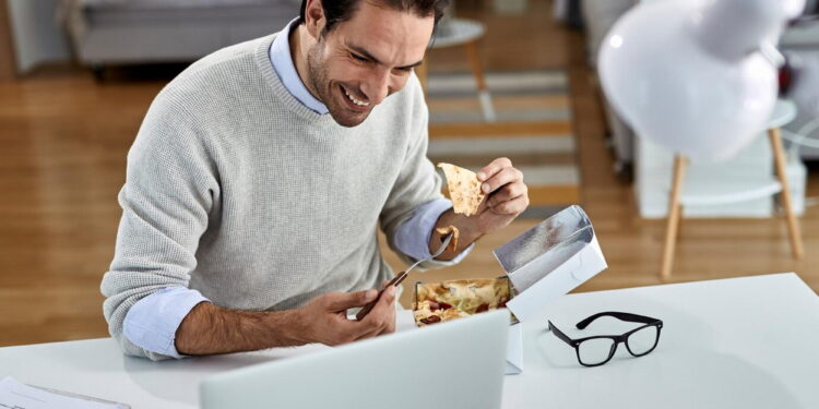 «Αυτές είναι οι 3 τροφές που τρώω κάθε πρωί»