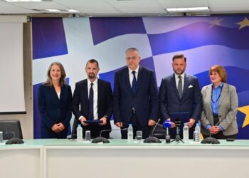 Οι ΗΠΑ εγγυητές της ενίσχυσης των Ναυπηγείων