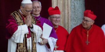 Πάπας Λέων ΙΔ’: Τα σκάνδαλα κακοποίησης που τον βαραίνουν