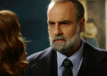 Η Χριστίνα προδίδει το μυστικό της Κατρίν στον Μαρκόπουλο