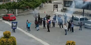 Ζωνιανά: Επεισόδια πριν την έναρξη ποδοσφαιρικού αγώνα – Καταγγελία για οπαδό που έβγαλε όπλο