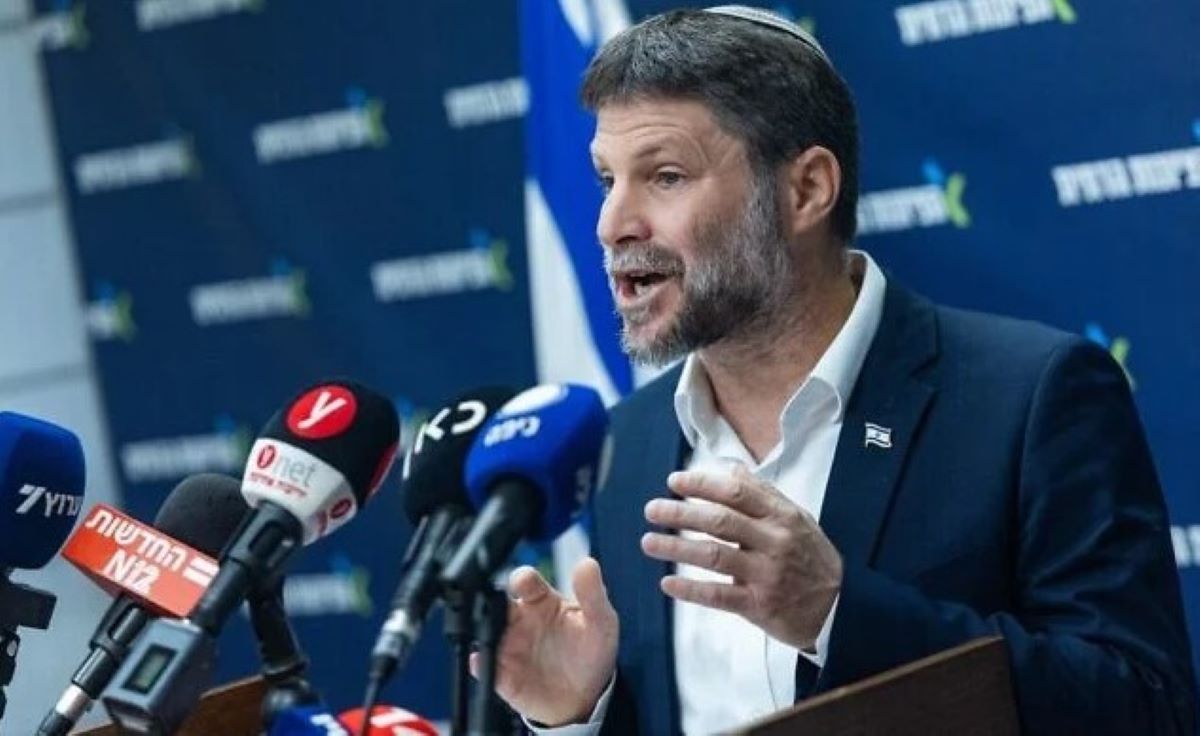 Μπεζαλέλ Σμότριτς