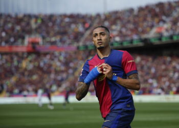 Ρεάλ Μαδρίτης 4-3: «Κλείδωσαν» τον τίτλο οι Μπλαουγκράνα σε Clasico… από άλλο πλανήτη