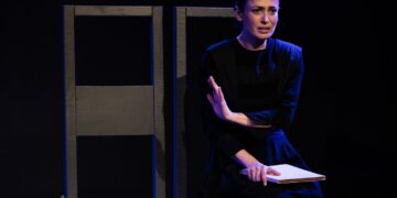 «Θα σας διηγηθώ την ιστορία του πατέρα μου… γιατί άραγε;»