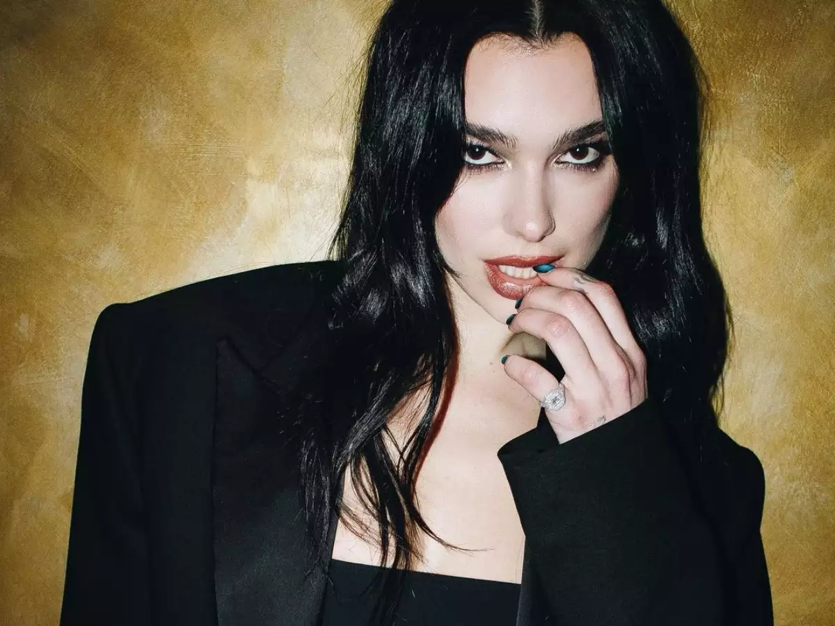 Dua Lipa