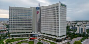 Αύξηση 1% στα έσοδα και 1,8% στο προσαρμοσμένο EBITDA το α΄ τρίμηνο