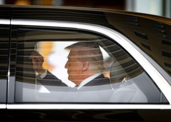 Ο Τραμπ επιστρέφει «πιθανότατα» στην Ουάσιγκτον