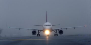 Olympic Air: Επέστρεψε στη Νάξο η πτήση ΟΑ017 λόγω ένδειξης για φωτιά στο αεροσκάφος – Ολοκληρώθηκε με ασφάλεια η αποβίβαση των επιβατών