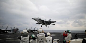 Στρατηγικά βομβαρδιστικά στη στρατιωτική βάση Ντιέγκο Γκαρσία