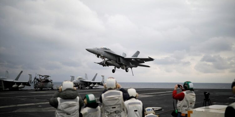 Στρατηγικά βομβαρδιστικά στη στρατιωτική βάση Ντιέγκο Γκαρσία