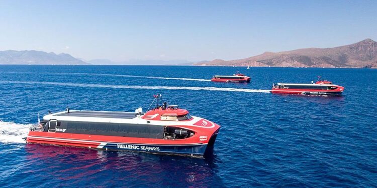 Νέα ώθηση στις Κυκλάδες με εκπτώσεις και καθημερινές συνδέσεις με ταχύπλοα