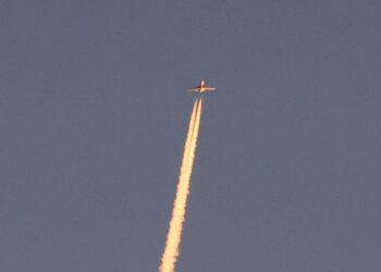 Συγκλονίζουν τα βίντεο από τις επιθέσεις του Ιράν στο Ισραήλ