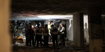 Ισραήλ: Περίπου 20 αγνοούμενοι μετά το πλήγμα στο Μπατ Γιαμ