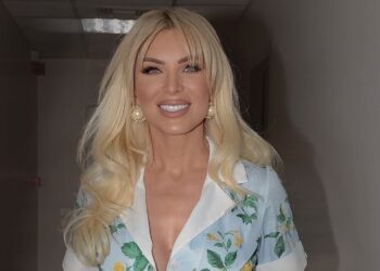 «Ίσως είναι καλύτερο οι δρόμοι των ανθρώπων να χωρίζουν»