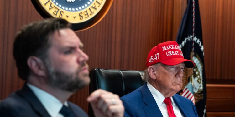 Τραμπ: Ανακοίνωσε ότι ο πόλεμος Ισραήλ – Ιράν έλαβε τέλος