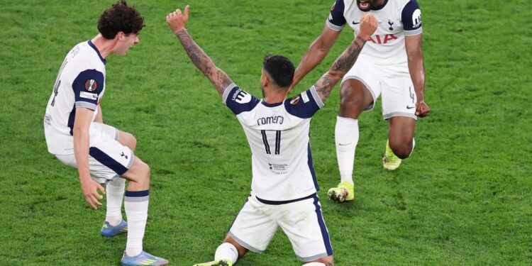 Ο Τόμας Φρανκ αναλαμβάνει την Τότεναμ