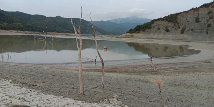 Σήμα κινδύνου για το νερό – Εφιαλτικές προβλέψεις από τους επιστήμονες για την απειλή λειψυδρίας στη χώρα