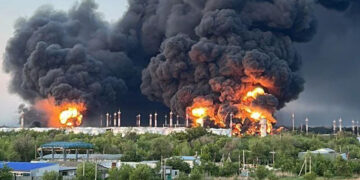 Ουκρανική επίθεση με drones σε ρωσικές αεροπορικές βάσεις και διυλιστήριο