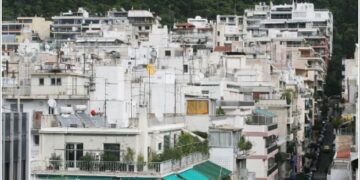 Να χτίζει το κράτος κοινωνικές κατοικίες