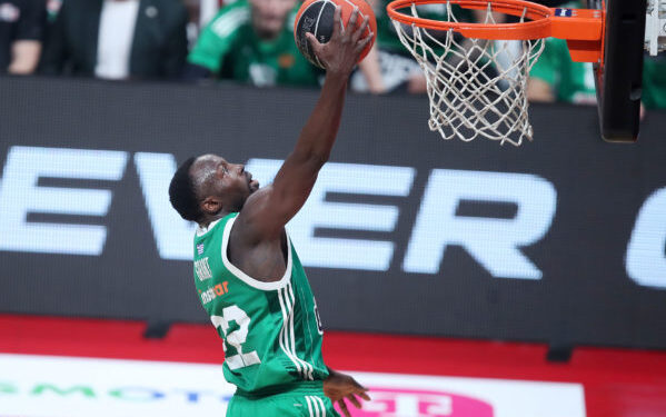 Ανανεώνει με τον Παναθηναϊκό ο Γκραντ