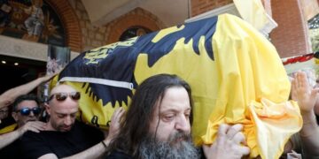 Τελευταίο αντίο στον Δημήτρη Χατζηχρήστο