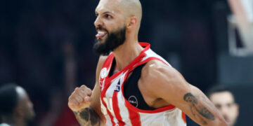 Παναθηναϊκός 85-71: Πρωταθλητές Ελλάδας οι Πειραιώτες για 15η φορά