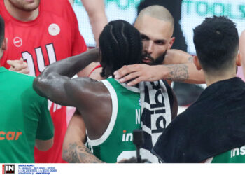 Ολυμπιακός – Παναθηναϊκός: Η φωτογραφία των τελικών