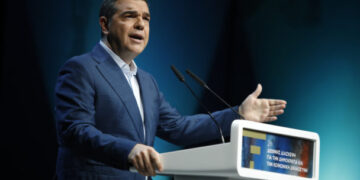 Αλέξης Τσίπρας: Χρειάζεται ένας νέος πατριωτισμός απέναντι στην ολιγαρχία και την κλεπτοκρατία