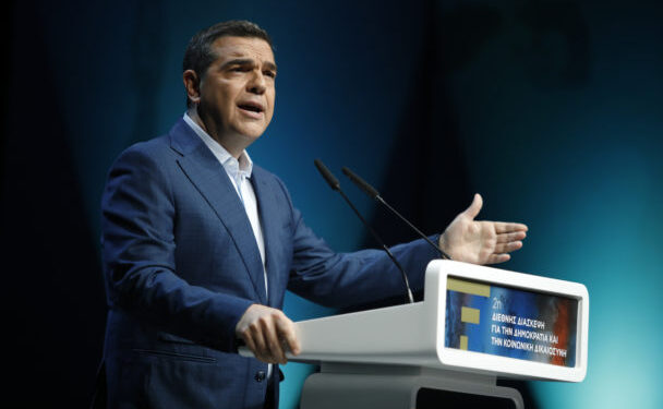 Αλέξης Τσίπρας: Χρειάζεται ένας νέος πατριωτισμός απέναντι στην ολιγαρχία και την κλεπτοκρατία