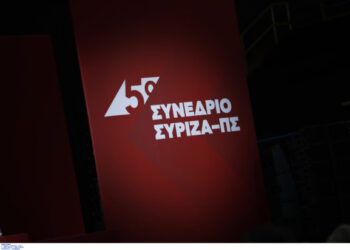 Την παραίτηση του Σωκράτη Φάμελλου ζήτησε σύνεδρος από την Μύκονο